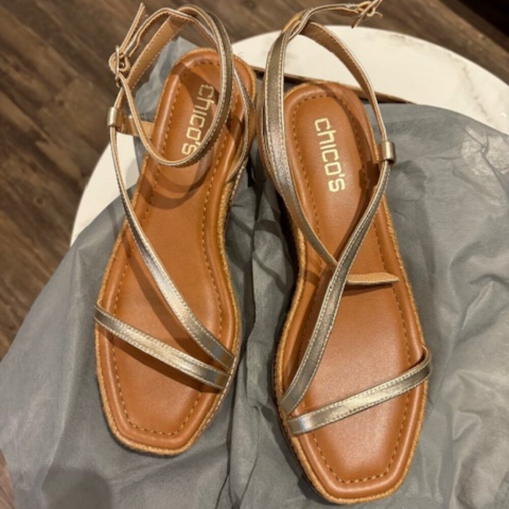 Brand New in box size 8 Chico's sandals